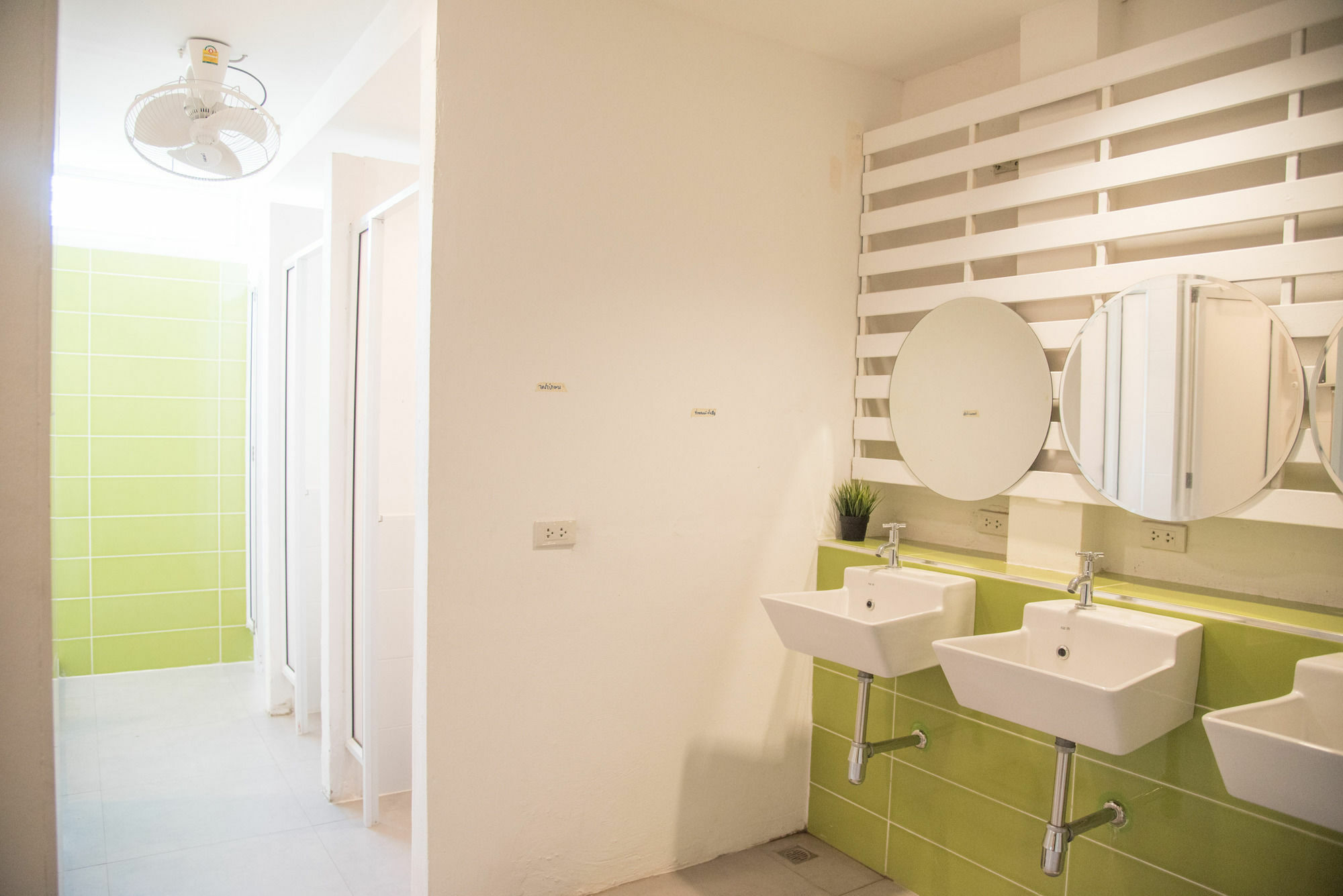 Bed & Body Banguecoque Exterior foto