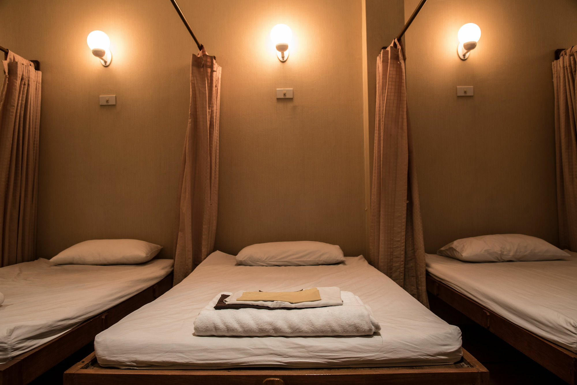 Bed & Body Banguecoque Exterior foto